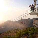 ¿Cuáles son los 5 puntos de salto base con plataformas certificadas para paracaidismo extremo?